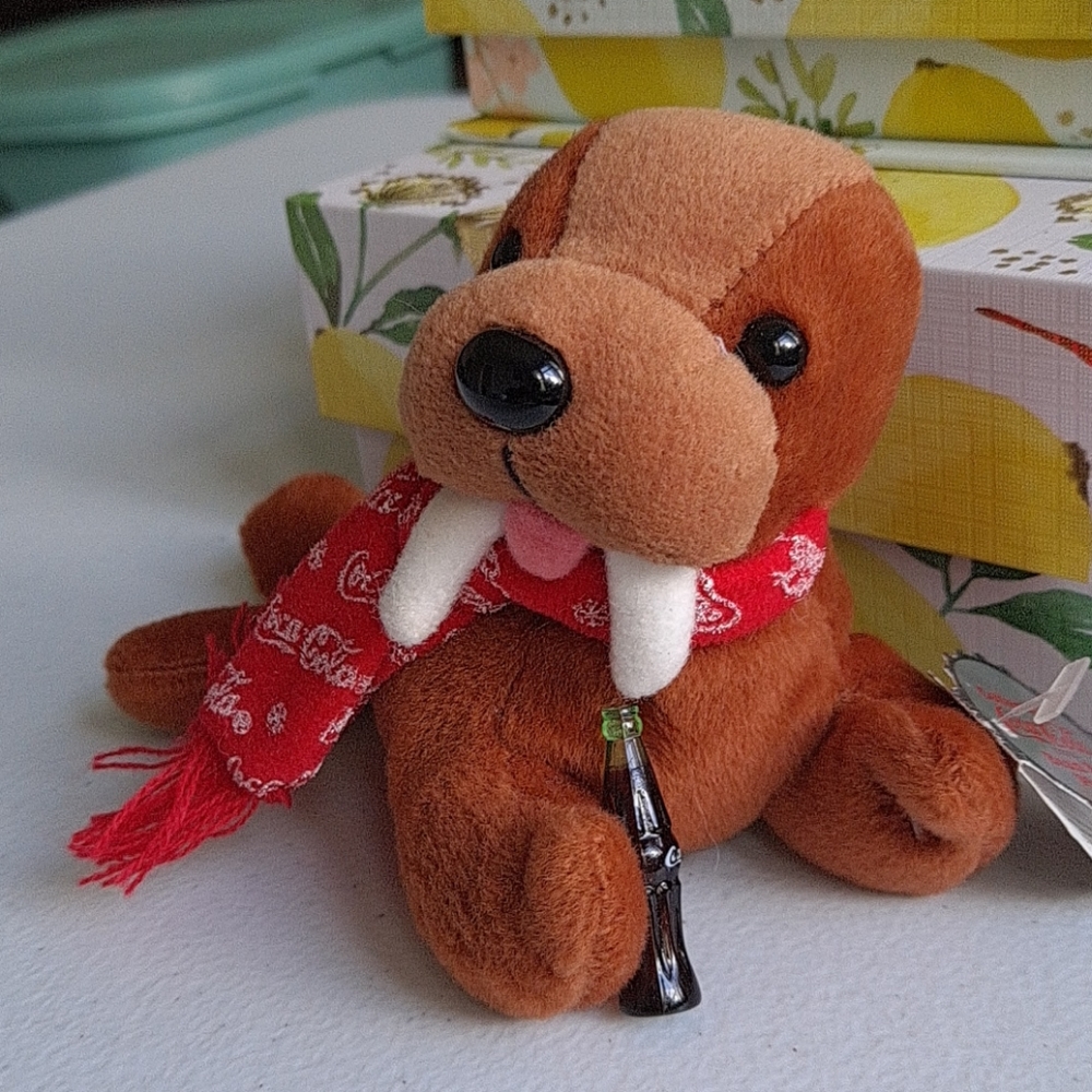 Walrus Coca-Cola Bean Bag Plush - Picture 2 of 5